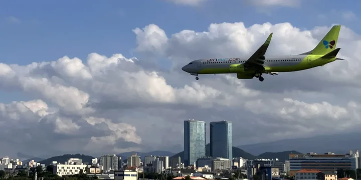 Jin Air Plane landing